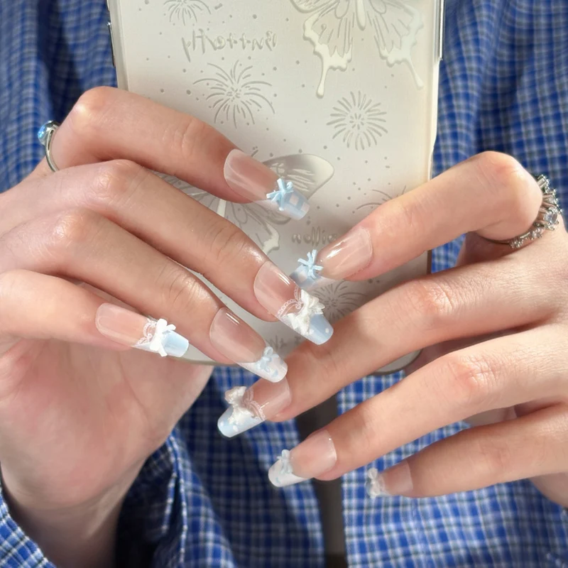 Elegante Glänzende Gel-Nagelverlängerungen