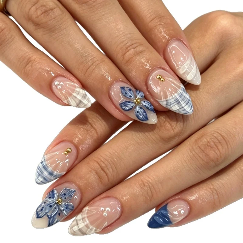 Künstlerische Nail Art Verbesserungen