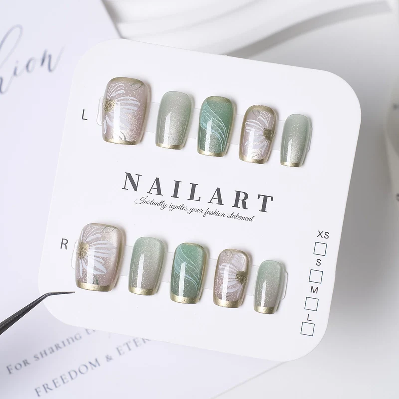 Künstlerische Nagelkunst