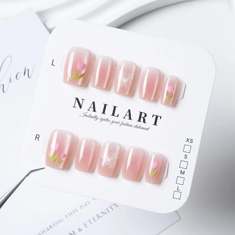 Künstlerische Nagelkunst