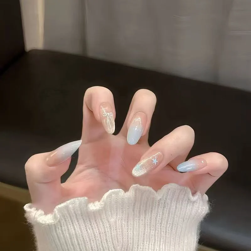 Künstlerische Nagelzubehör
