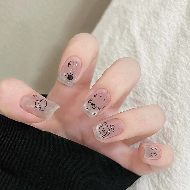 Künstlerische Nagelzubehör