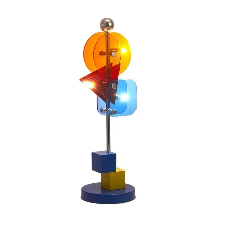 Künstlerische geometrische Tischlampe