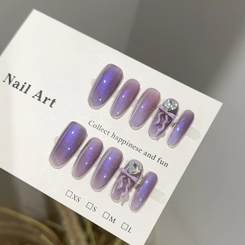 Verspielt Glitzerndes Press-On Nageldesign