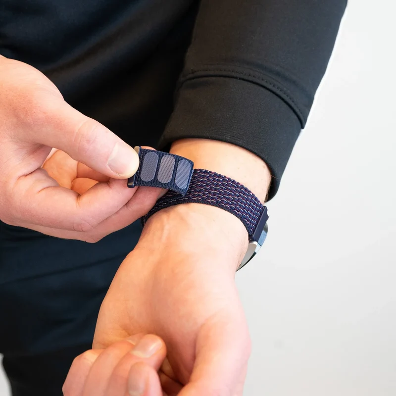 Bandz Actyve Smartwatch 20mm Nylon Loop Armband (Indigo Blau)
