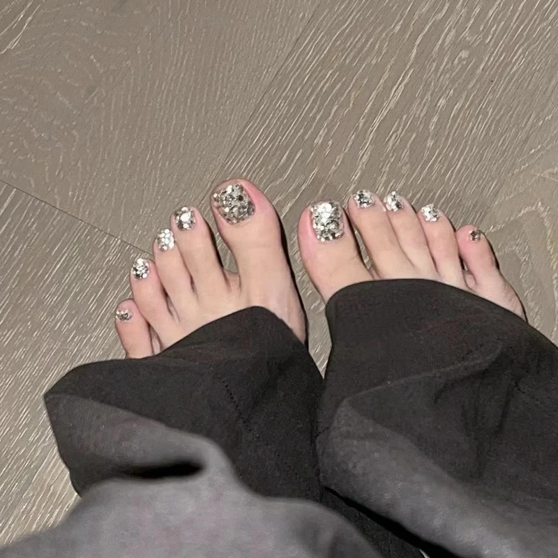 Glitzerndes Press-On Nagelkunstset