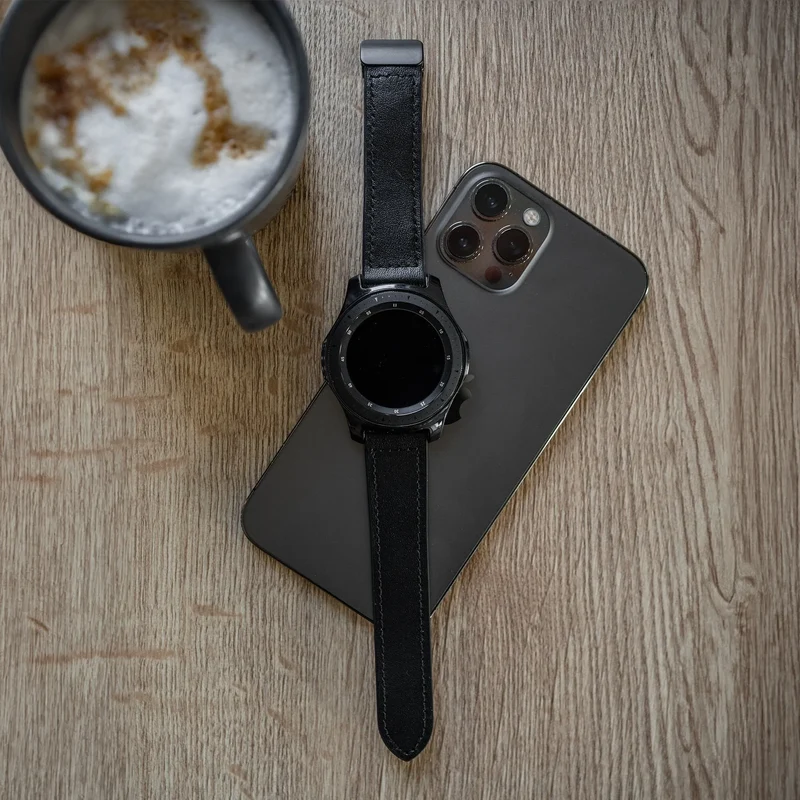 OnePlus Watch 4 - 47mm D-Schnalle Lederarmband (Schwarz)