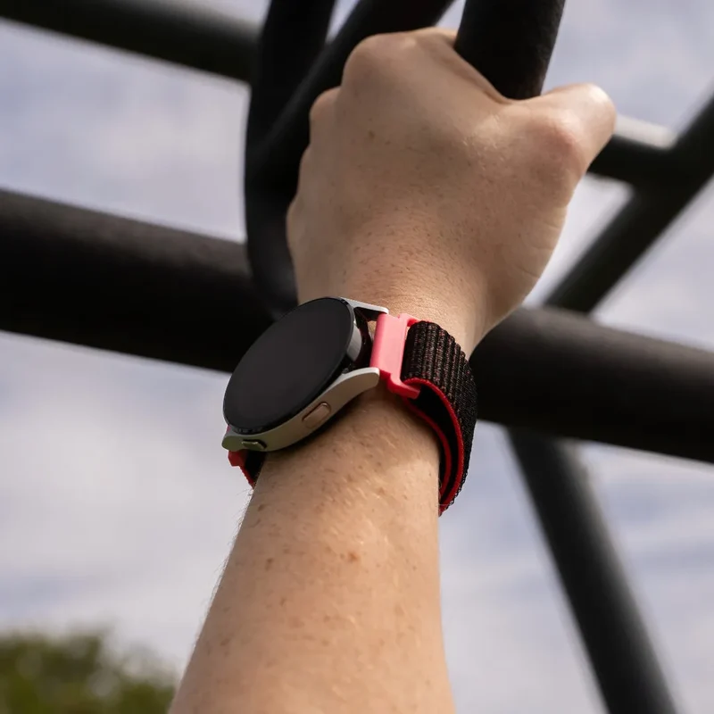 OnePlus Watch 4 - 47mm Nylonarmband (Schwarz/Koralle)