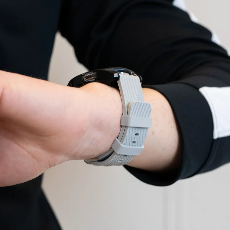 Bandz OnePlus Watch 4 - 47mm Silikonarmband 'Deluxe' (Grau)