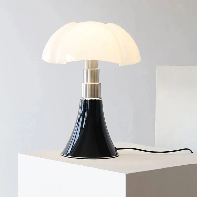 Karnz | Stylische Blumen Tischlampe – Fleur